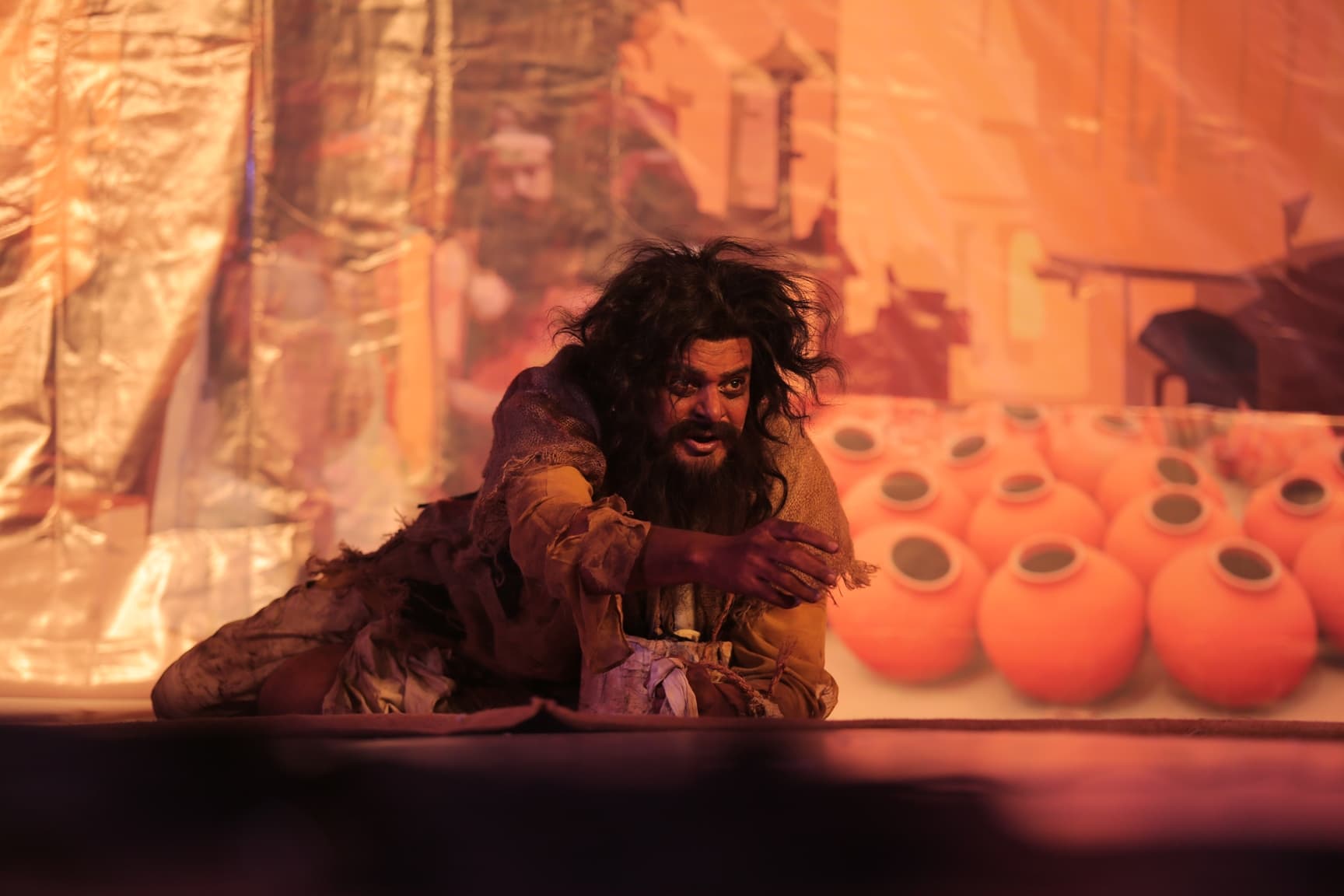 Dramak in the city of illusion — the tormented soul in Bhav Prapanch